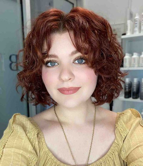 French Bob For Curly Hair, Short Wavy Hairstyles For Women Layered, Wavy Bobs With Bangs, Short Hairstyles For Thick Hair Over 50, Tapered Curly Hair, Short Wavy Layered Hair, Short Hair Inspo Layers, Short Curly Hair Round Face Plus Size, Short Wavy Bob With Bangs