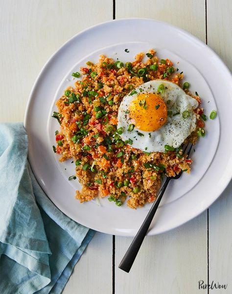 Cauliflower Fried Rice Microbiome Diet Recipes, Cauliflower Fried Rice Recipes, Cauliflower Fried, Gluten Free Lunch, Low Carb Vegetarian Recipes, Clean Eating Recipes For Dinner, Cauliflower Fried Rice, Clean Eating Dinner, Fried Cauliflower