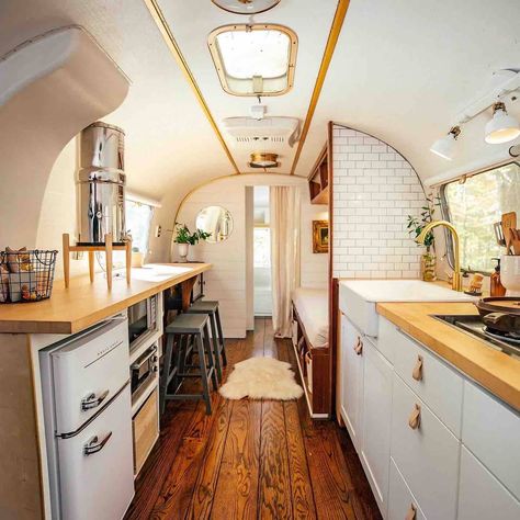 Airstream Rental, Airstream Land Yacht, Stone Mountain Georgia, Caravan Living, Vintage Trailer Interior, Airstream Living, Airstream Campers, Tiny House Camper, Airstream Remodel