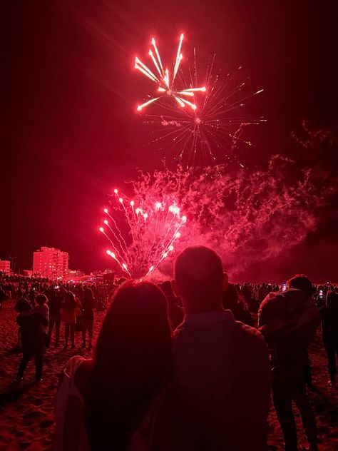 Firework Date Aesthetic, Fireworks Couple, Teen Love, The Love Club, My Kind Of Love, Couple Wallpaper, Red Aesthetic, Couple Aesthetic, Hopeless Romantic