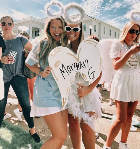 Cute "Heaven on Earth" bid day decor Bid Day Decor, Sorority Themes, Recruitment Themes, Morgan Elizabeth, Recruitment Ideas, Rush Week, Sorority Ideas, Angel Theme, Bid Day Shirts