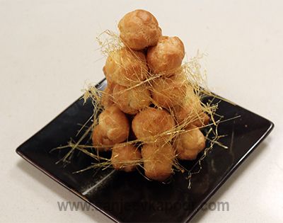 Mini Croquembouche, Croquembouche Recipe, Choux Paste, Beetroot Cake, Pastry Cream Filling, Dessert Mini, Xmas Desserts, Spun Sugar, Sanjeev Kapoor