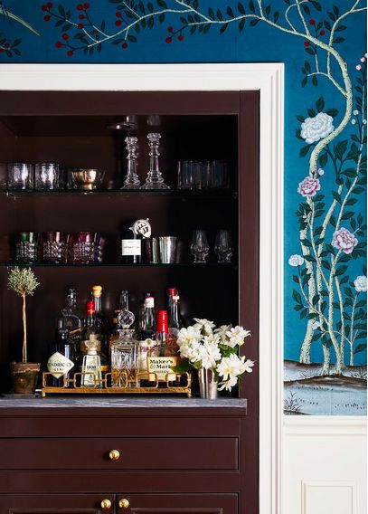 Small Secretary Desk, Small Home Bar Ideas, Home Mini Bar, Small Bars For Home, Home Bar Ideas, Bar Nook, Mirrored Tile, Stemware Storage, Home Bar Design