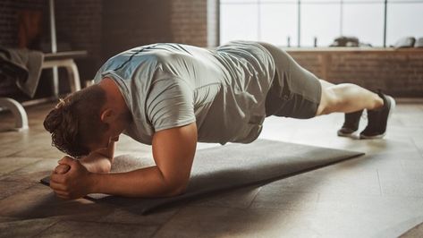 Planks are a pretty necessary exercise if you're looking to build fundamental core stability. But if you want to see progress avoid, these mistakes. Traps Muscle, Excercise Routine, Upper Back Muscles, Endurance Workout, Upper Back Pain, Core Stability, Plank Workout, Different Exercises, Fitness Experts