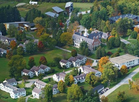 Hampden College, Camilla Macaulay, Bennington College, Bennington Vermont, College Photos, Dorm Inspo, Dream College, College Experience, The Shire