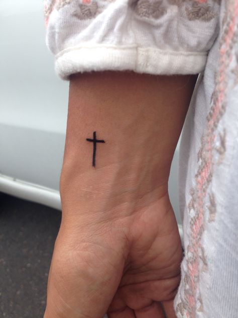 Cross tatto Cross Mens Tattoo, Men’s Small Wrist Tattoo, Small Cross On Wrist, Cross Wrist Tattoo Men, Forearm Small Tattoo Men, Wrist Tattoos Men Small, Cross Small Tattoo, Small Tattoos Forearm, Small Cross Tattoo On Wrist