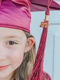 Kids Cap And Gown Pics, Pre K Grad Photoshoot, Preschool Grad Photo Ideas, Kinder Grad Photoshoot, Preschool Grad Pictures, Kindergarten Grad Photoshoot, Pre K Cap And Gown Pictures, K5 Graduation Pictures, Preschool Graduation Photo Ideas