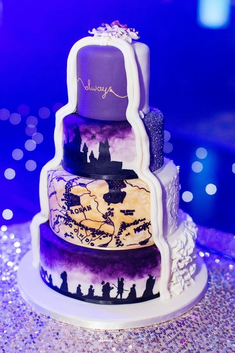 Harry Potter and lord of the rings wedding cake Harry Potter Lord Of The Rings Wedding, Harry Potter And Lord Of The Rings Wedding, Wedding Cake Lord Of The Rings, Lord Of The Rings Wedding Cake, Story Wedding Cake, Nerd Wedding Cake, Harry Potter Wedding Cake, Nerdy Wedding Cakes, Geek Wedding Cake