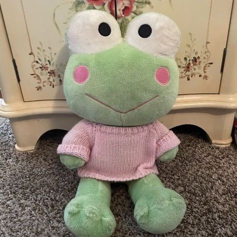 Kuromi Build A Bear, Sanrio Build A Bear, Frog Build A Bear, Frog Core, Sanrio Stuff, Bear Outfits, Crochet Amigurumi Free Patterns, Kawaii Accessories, Kawaii Room