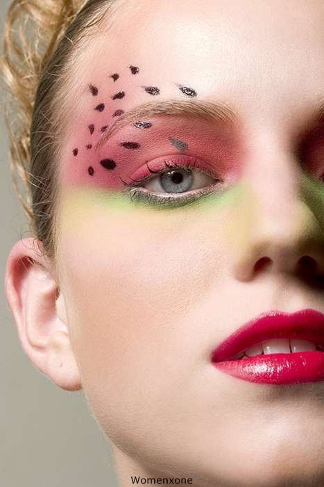 "watermelon" inspired Diy Makeup For Photoshoot, Watermelon Costume, Pink Lipstick Makeup, Fantasy Make-up, Fruit Costumes, Halloween Make-up Looks, Costume Carnaval, Eyeliner Designs, Photoshoot Makeup