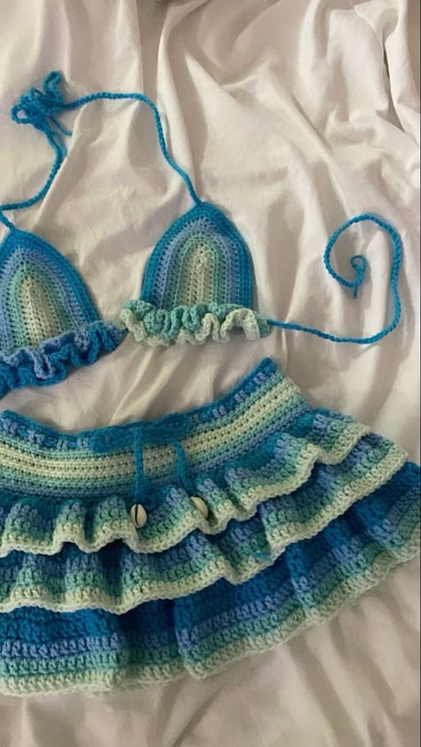 Crochet Summer Outfits, Crochet Bra Top, Crochet Two Piece, Crochet Beach Wear, Crochet Bottoms, Crochet Fairy, Quick Crochet Patterns, Mode Crochet, Crochet Clothing And Accessories