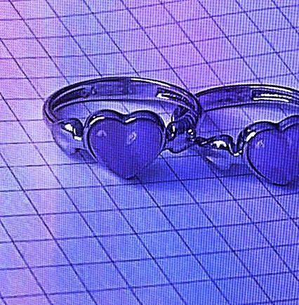 Lovecore Webcore Purple, Purple Heart Aesthetic, Pfp Cybercore, Lovecore Webcore, Purple Heart Ring, Webcore Aesthetic, Ring Paper, Cybercore Aesthetic, Violet Aesthetic