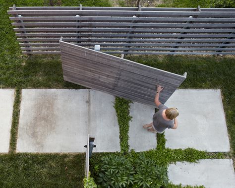 Yes, please! This modern wooden gate checks all the boxes. Weathered/patina material. Offset pivot. Hidden hardware. Plenty of walkway space. Yes, yes, yes, yes. #modern wooden fence gate inspiration via www.L-2-Design.com Wooden Fence Gate, Panel Fence, Horizontal Fence, Wood Gate, Fence Panel, Wooden Gates, Modern Fence, Have Inspiration, Fence Gate