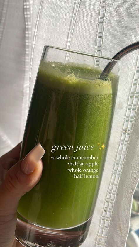 Healthy Juicer Recipes, Healthy Juice Drinks, Smoothie Drink Recipes, Healthy Food Inspiration, Healthy Drinks Smoothies, Easy Healthy Meal Prep, Makanan Diet, Healthy Food Dishes, Healthy Food Motivation