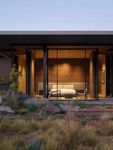 Japanese Inspired Architecture Home, Grand Designs Uk, Meadow House, Redwood Slabs, Home Heating Systems, Olson Kundig, Glass Pavilion, Family Estate, Tiny Cabin