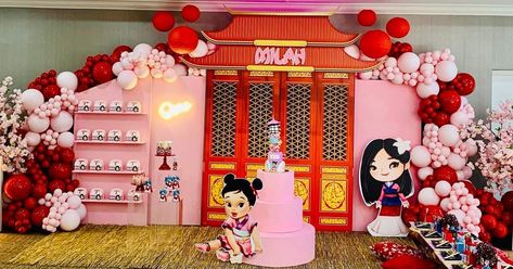 Mulan 1st birthday party | CatchMyParty.com Mulan Party Ideas, Mulan Birthday Party, Mulan Party, Mulan Birthday, Birthday Icon, Disney Princess Birthday, Theme Party Decorations, Balloon Decorations Party, Princess Birthday