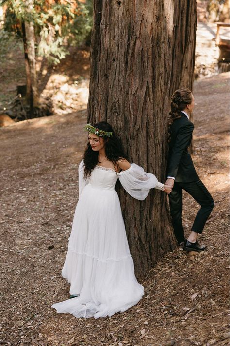 Lesbian Country Wedding Ideas, Lesbian Boho Wedding, Queer Forest Wedding, Witchy Lesbian Wedding, Dark Forest Wedding Dress, Wedding Ideas Lesbian Couple, Cottage Core Lesbian Wedding, Forest Lesbian Wedding, Lesbian Country Wedding