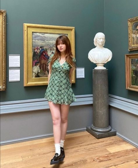 Museum Outfit, Photo Outfit, Outfit Summer, Cute Casual Outfits, Green Dress, Summer Outfits, Casual Outfits, Summer Dresses