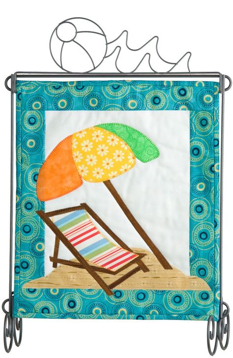 MM407 At the Beach Beach Themed Quilts, Calendar Quilts, Beach Quilt, Hanging Quilts, Landscape Quilts, Miniature Quilts, Summer Quilts, Quilt Projects, 자수 디자인