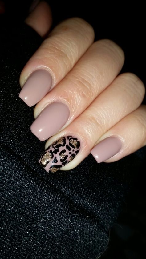 Natural Leopard Nails, Nude Leopard Print Nails, Nude Leopard Nails, Leopard Print Nail Designs, Opi Neutral, Round Square Nails, Leopard Print Nail, Nail Desi, Cheetah Print Nails