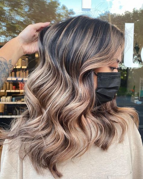 2023 Hair Color Trends For Asian Women, Face Framing Highlights Asian Hair, Low Maintenance Balayage Asian, Blonde Balayage For Asian Hair, Fall Balayage Asian Hair, 2023 Hair Trends For Women Highlights, Asian Summer Hair Color, Asian Caramel Balayage, Asian Hair With Blonde Highlights