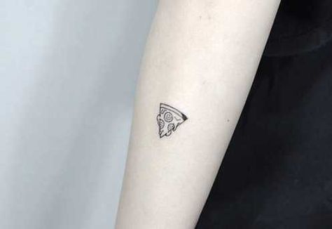 Tiny Pizza Tattoo Tiny Tattoos Ideas, Small Feminine Tattoos, Pizza Tattoo, Palm Tattoos, Small Girl Tattoos, Small Meaningful Tattoos, Cute Tiny Tattoos, Cute Small Tattoos, Subtle Tattoos