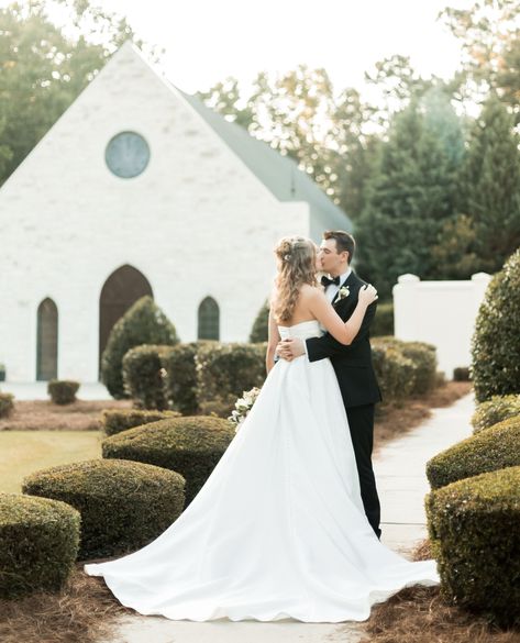 Venue: Ashton Gardens Atlanta | Photography: Marc and Anna Photo | Walters Wedding Estates Ashton Gardens Corinth, Glass Chapel, Ashton Gardens, Nature Inspired Wedding, Atlanta Photography, Dream Venue, Garden Wedding Venue, Indoor Ceremony, Dripping Springs