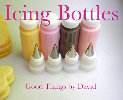 Icing Bottles Piping Ideas, Icing Consistency, Diy Icing, Royal Icing Piping, Royal Icing Decorated Cookies, Christmas Cookie Swap, Decorating Icing, How To Make Frosting, Cake Decorating For Beginners