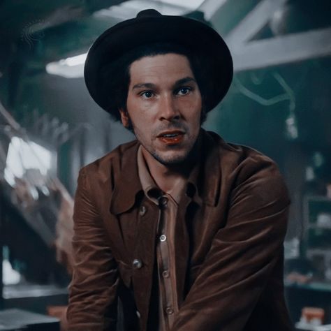 Jasper From Cruella, Joel Fry Cruella, Jasper Cruella, Cruella Jasper, Joel Fry, Action Icon, Season Art, Film Journal, The Queen Is Dead