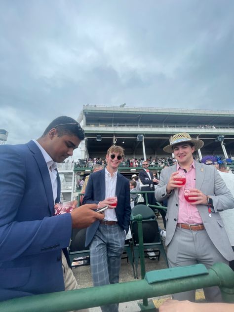 Horse Derby Aesthetic, Horse Racing Suits Men, Horse Races Outfit Men, Horse Race Outfit Men, Kentucky Derby Outfit Men, Horse Racing Outfits Women, Mens Derby Outfits, Horse Races Outfit, Horse Racing Outfit