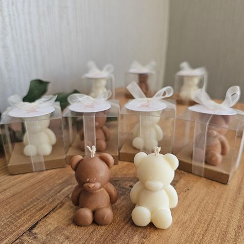 ✔️ The candles are 100% handmade and produced specially for you in the scent you choose. - Since it is handmade, each one may differ from each other. Each one is unique. ✔️ Each one is packaged with the label of your choice. ✔️  Teddy bear size: 4x5 cm.         Packed in 5x5cm boxes.         Weight: 16gr ✔️ All candles are produced with 100% vegan Soy Wax. Cotton wicks are used. It is ecological and environmentally friendly. * Your orders are prepared within 1 week and delivered to express cargo Baby Souvenir Ideas Boys, Bear Candle Favors, Bearly Wait Party Favors, Teddy Bear Candle Favors, Teddy Bear Baby Shower Balloon Centerpiece, We Can Bearly Wait Favor Ideas, Teddy Bear Baby Shower Theme Boy Decoration, Teddy Bear Favors Ideas, We Can Bearly Wait Party Favors