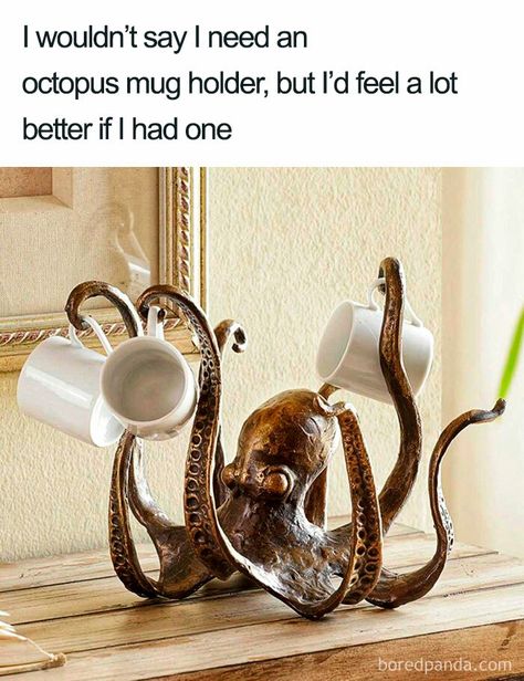 Octopus Mug Holder Kitchens Traditional, Kitchen Laminate, Tea Cup Jewelry, Worktops Kitchen, Kitchen Quartz, German Kitchens, Octopus Sculpture, Nautical Kitchen, Fitted Kitchens