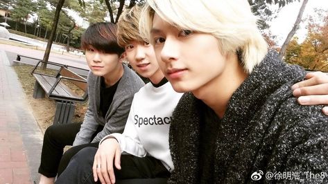 #junhao #jun #junhui #the8 #minghao #svt #seventeen #couple #kpop ft Jihoon Predebut Svt, Seventeen Junhui, Adore U, Seventeen Jun, Joshua Hong, Pre Debut, Digital Art Girl, Pledis Entertainment, Old Pictures