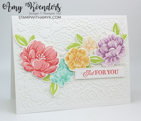 Stamping Up Cards 2022-2023, Fancy Flora Stampin Up Cards, Two Tone Floral Stampin Up Cards, Stampin Up Two Toned Flora, Paper Flower Decor, Make Your Own Card, Paper Flower Bouquet, Flower Stamp, Fancy Fold Cards