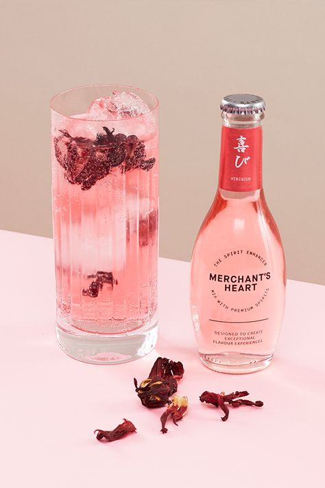 Gin Mixers, Advocare Recipes, Candida Recipes, Candida Diet Recipes, T Craft, Craft Gin, Colorful Drinks, Pink Gin, Pretty Drinks