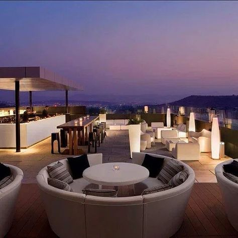 Top 7 Romantic Rooftop Restaurants To Visit | LBB, Pune Roof Top Lounge Design, Rooftop Lounge Design, House Rooftop Ideas, Rooftop Bar Design Lounges, Rooftop Bar Aesthetic, Romantic Weather, Roof Restaurant, Bohemian Restaurant, Rooftop Bar Design