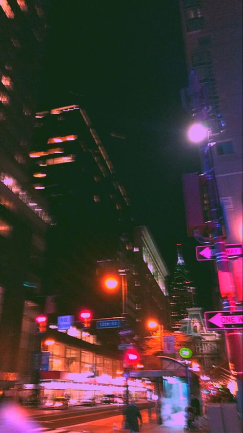 Vhs Wallpaper, Hypebeast Aesthetic, Alone At Night, Elastic Boots, Best Landscape, Landscape Photography Tips, Travel Photography Tips, Night Scenery, Foto Art