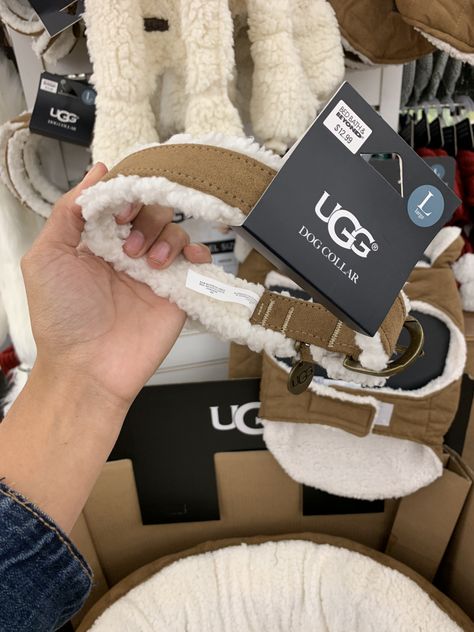 Ugg Dog Collar, Dog Care Products, Luxury Dog Toys, Aesthetic Puppy Accessories, Bougie Dog Aesthetic, Dog Collars Aesthetic, Dog Stuff Aesthetic, Aesthetic Dog Clothes, Dog Toy Aesthetic