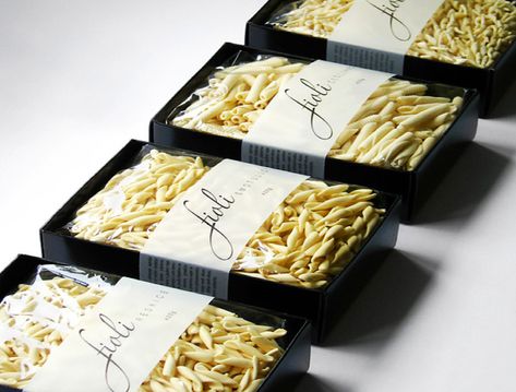 Pasta Packaging, Pasta Brands, Pasta Box, Pasta Shop, Gourmet Pasta, Pasta Restaurants, Pasta Casera, Pasta Bar, Living Brand