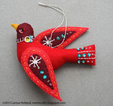 Felt Birds Pattern, Felt Birds Ornaments, Snow Bird, Felt Ornaments Patterns, Birds Pattern, Christmas Embroidery Patterns, Heart Christmas, Felt Christmas Decorations, Felt Ornament