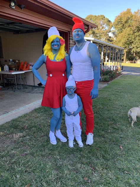 Smurf Group Costume, Cute Smurf Costume, Smurfette Costumes, Vexy Smurf Costume, Smurf Costume, Clumsy Smurf, Family Halloween Costume Ideas, Family Halloween Costume, The Smurfs