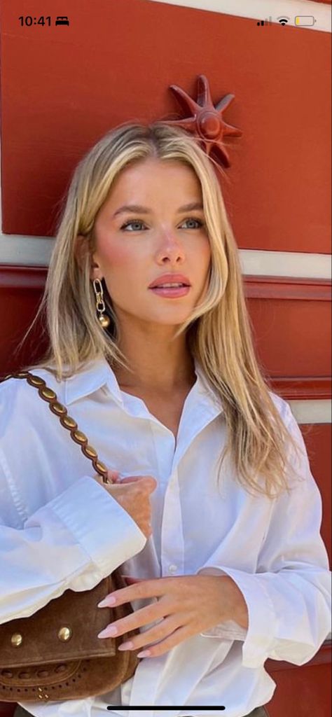 Makeup Looks Blonde Hair, Soft Natural Makeup Looks, Kait Davis, Hollywood Blonde, Josefine Vogt, Embrace Messy Hair, Summer Blonde Hair, Blonde Hair Makeup, Makeup For Blondes