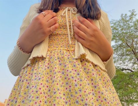 Sundress With Sweater, Outfits With Flowers, Tie Up Sweater, Flower Sundress, Sundress Season, Yellow Tie, Yellow Ties, Floral Sundress, Yellow Flower