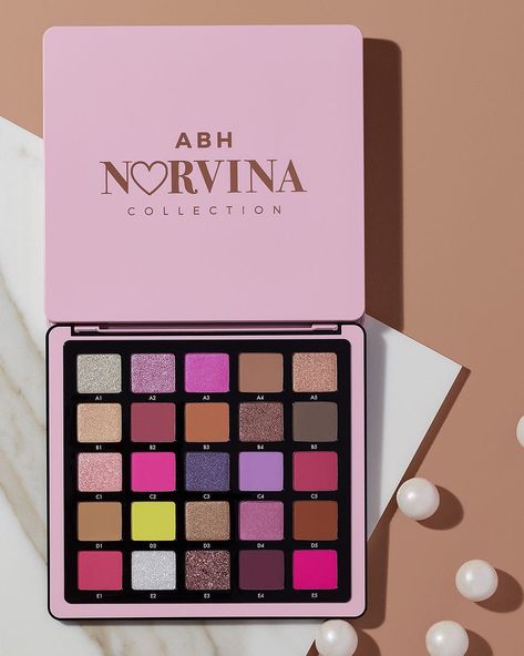 Pink Eyeshadow Looks, Anastasia Beverly Hills Norvina, Anastasia Beverly Hills Eyeshadow, Pink Eyeshadow Look, Cute Eyeshadow Looks, Makeup Help, Beige Nails, Anastasia Beverly Hills Makeup, Glamorous Makeup