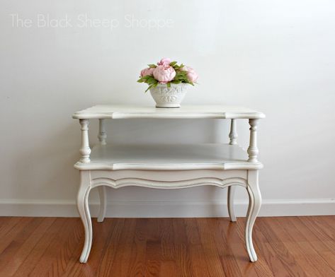 French Provincial style Mersman end table painted in Old White Chalk Paint. French Provincial Coffee Table, Thrift Furniture, French Provincial End Tables, Antique White Coffee Table, Child Size French Provincial Bed Side Table, French Provincial Nightstands, Desk Makeover Diy, Ranch Furniture, Western Living Room