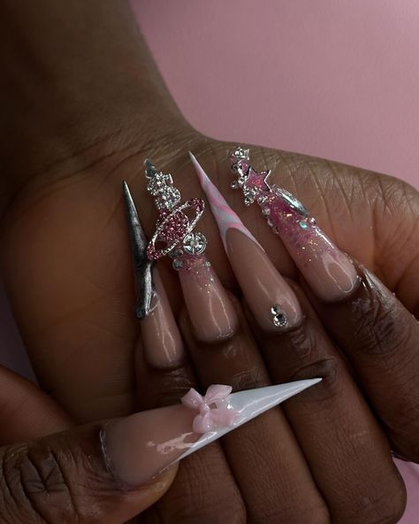 Book a freestyle with me today💕💕 How To Book: ~ click the link in my bio and select “Simple Freestyle” ~ add-on “stiletto” & “xxl” ~ select time and book ✨ . . . #lapnailz Stilettos Acrylic Nails, Stellitoes Nails, Cute Nails Stiletto, Simple Medium Acrylic Nails, Black Freestyle Nails, Stiletto Nails Designs Unique, Cute Stiletto Nails, Hamilton Nails, Stiletto Acrylic Nails