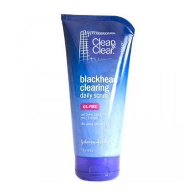 clean and clear blackhead clearing daily scrub. Definitley going to try this without a doubt. Blackhead Remover Diy, Clear Blackheads, Blackhead Remedies, Face Cream For Wrinkles, Exfoliating Face Scrub, Cleanser For Oily Skin, Rid Of Blackheads, Skin Care Masks, Face Care Routine