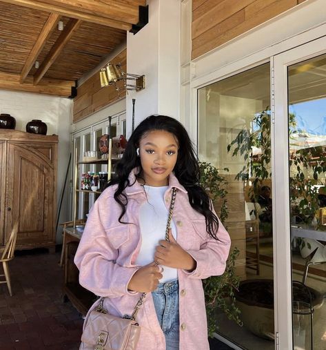 South African Influencers, Clean Girl Aesthetic Outfits, Girl Aesthetic Outfits, Outfit Inspo Winter, Shacket Outfit, Fluffy Jacket, Clean Girl Aesthetic, Pink Winter, Pink Scarves