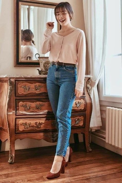 Foto Poses, Look Vintage, 가을 패션, Mode Inspiration, Looks Vintage, College Outfits, Outfits Casuales, Modest Outfits, Cute Casual Outfits