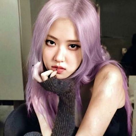 <3 Rose Hair Blackpink, Rosé Purple Hair, Rosa Blackpink, Rose Hair Color, Rose Pink Hair, Hair Icon, Rose Icon, Rose Hair, Rosé Blackpink